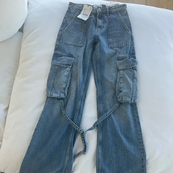 Zara BELT LOOP CARGO JEANS - Viral
